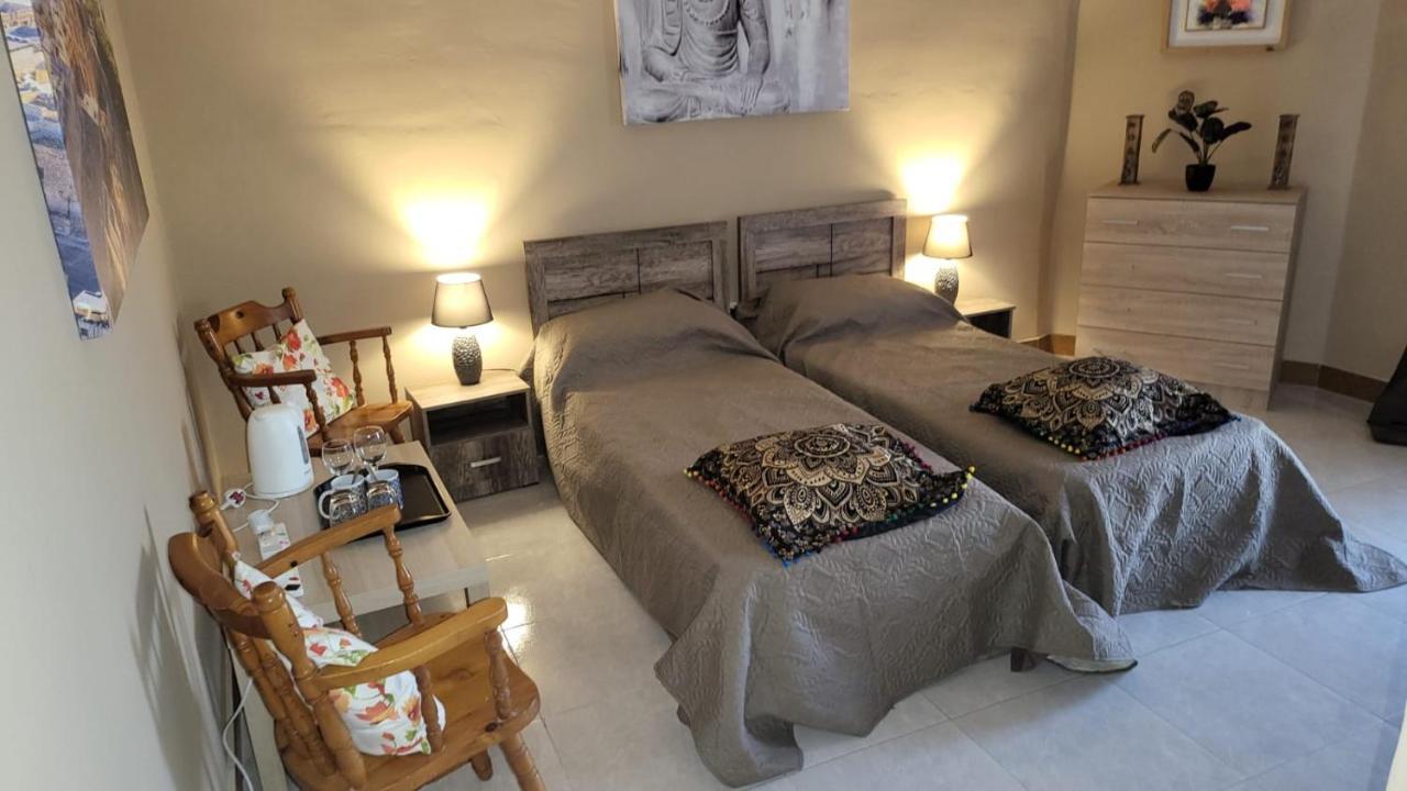 Lotus Apartment Hamrun Buitenkant foto